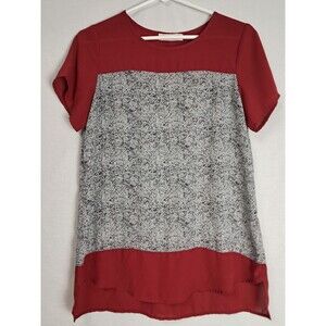 Dahlya Women's Small Short Sleeve Red Colorblock Gray Snakeskin Lightweight Top